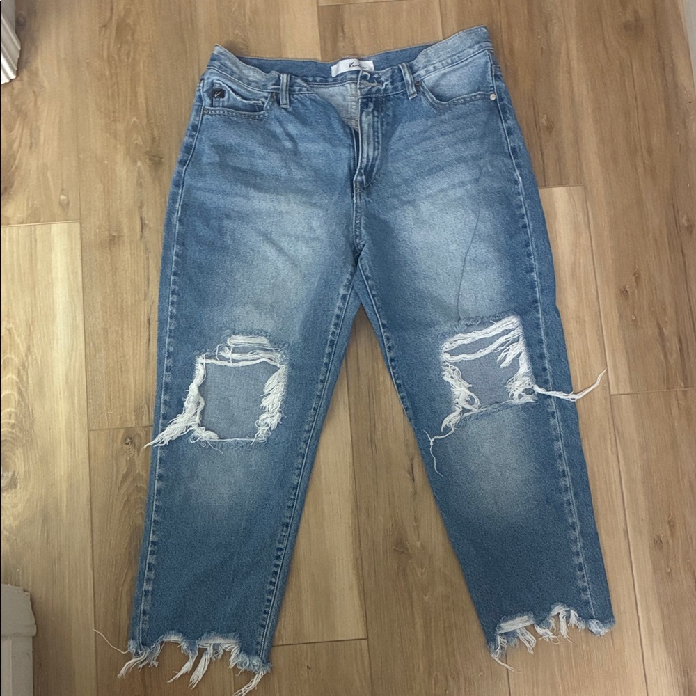 KanCan size 11 (29)  Blue Jeans
